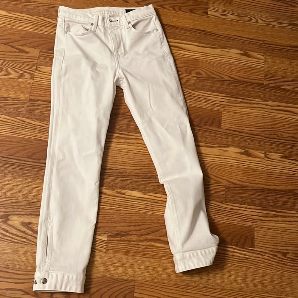 White jeans 👖